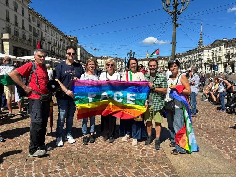 MONCALIERI - In tanti alla «Local march for Gaza» per chiedere lo stop a tutte le guerre - FOTO
