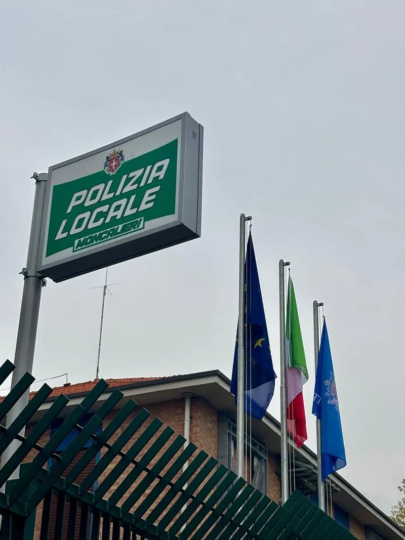 MONCALIERI - Inaugurata la nuova caserma della polizia locale dedicata a Fabio Rinaldi - FOTO