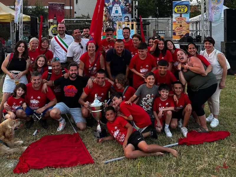 MONCALIERI - Finale con il botto per il Palio delle Borgate: trionfa la contrada gialla - FOTO