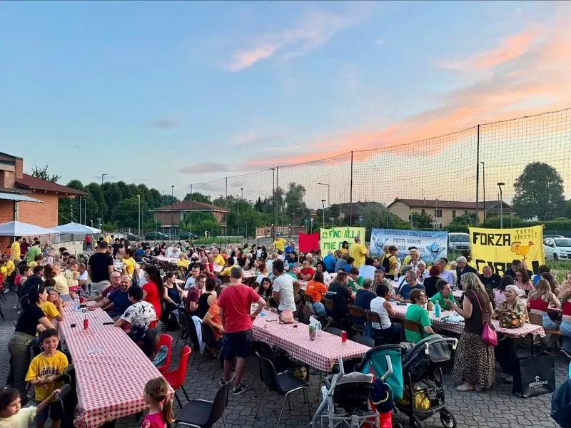MONCALIERI - Finale con il botto per il Palio delle Borgate: trionfa la contrada gialla - FOTO