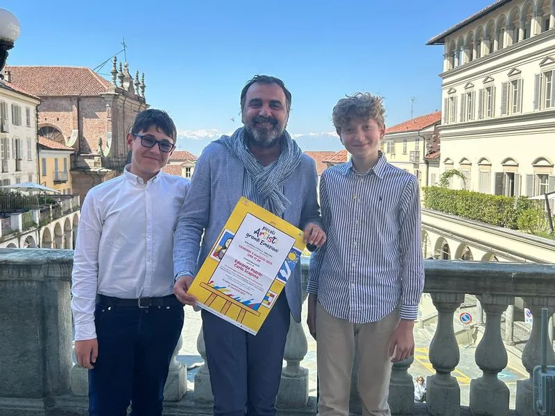 MONCALIERI - Piccoli artisti, grandi emozioni: in mostra le opere dei giovani Edoardo e Carlo
