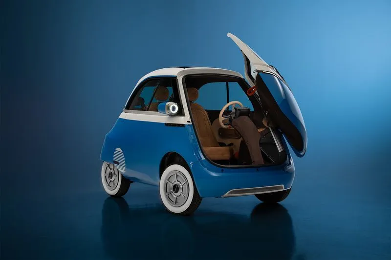 MONCALIERI - Microlino presenta la '55 Edition al Concorso d’Eleganza Festival Car - FOTO