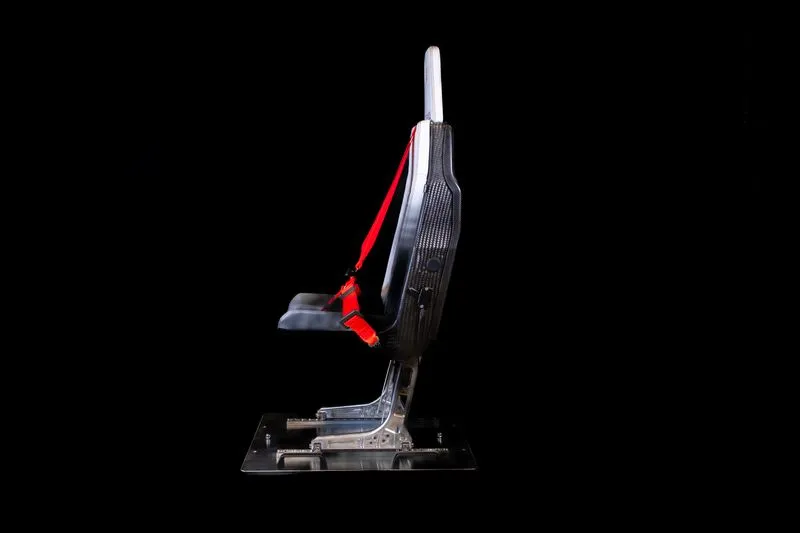 MONCALIERI - Sabelt e Leonardo al lavoro insieme per il sedile hi-tech degli elicotteri - FOTO