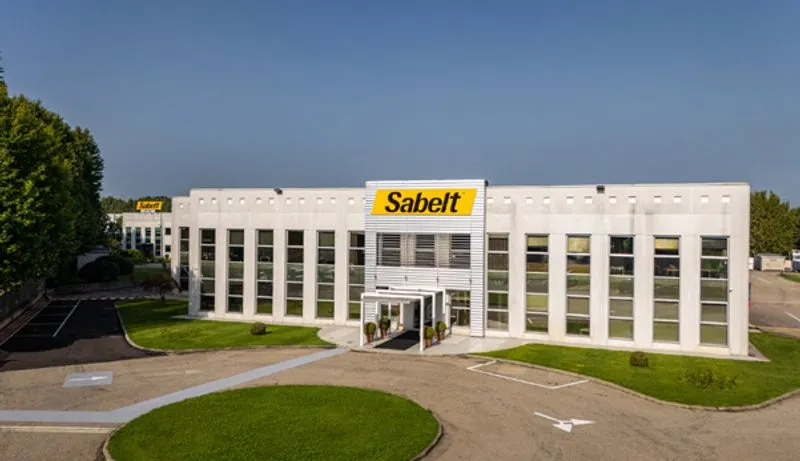 MONCALIERI - Sabelt e Leonardo al lavoro insieme per il sedile hi-tech degli elicotteri - FOTO