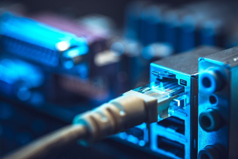 TORINO SUD - Guasto alla fibra ottica, ripristinati i servizi dell'Asl To5