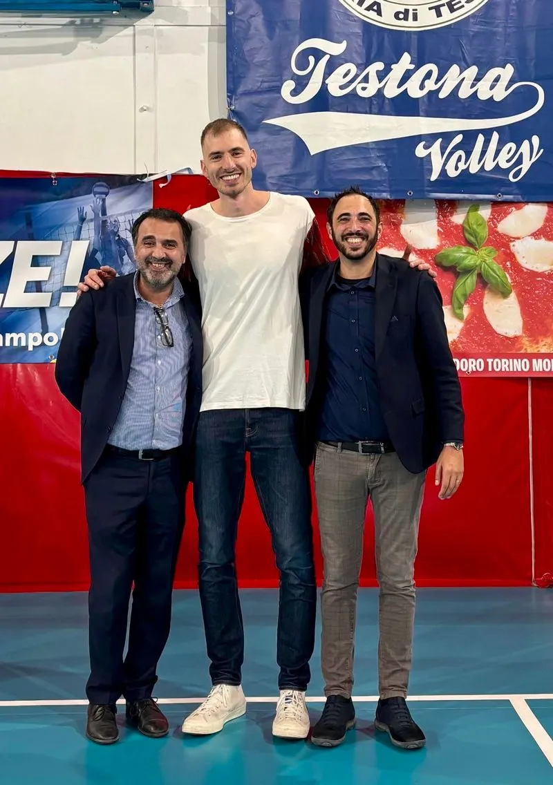 MONCALIERI - Una grande festa con il campione Matteo Piano per i 30 anni di Testona Volley - FOTO