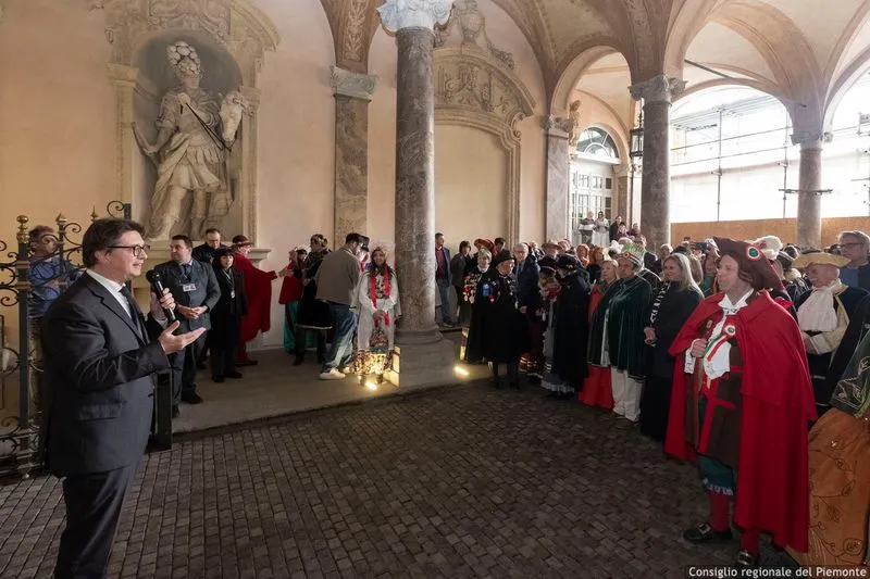 TORINO SUD - Le maschere e i personaggi dei carnevali a palazzo Lascaris - FOTO