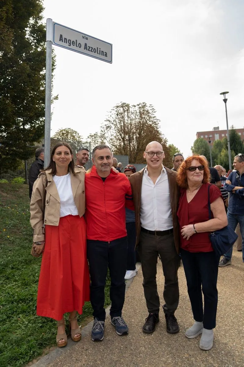 NICHELINO - Una via dedicata all'ex operaio e parlamentare Angelo Azzolina - FOTO