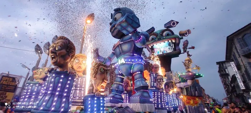 NICHELINO - Carnevale al via con la consegna delle chiavi della città a Madama Farina e Monsù Patanè