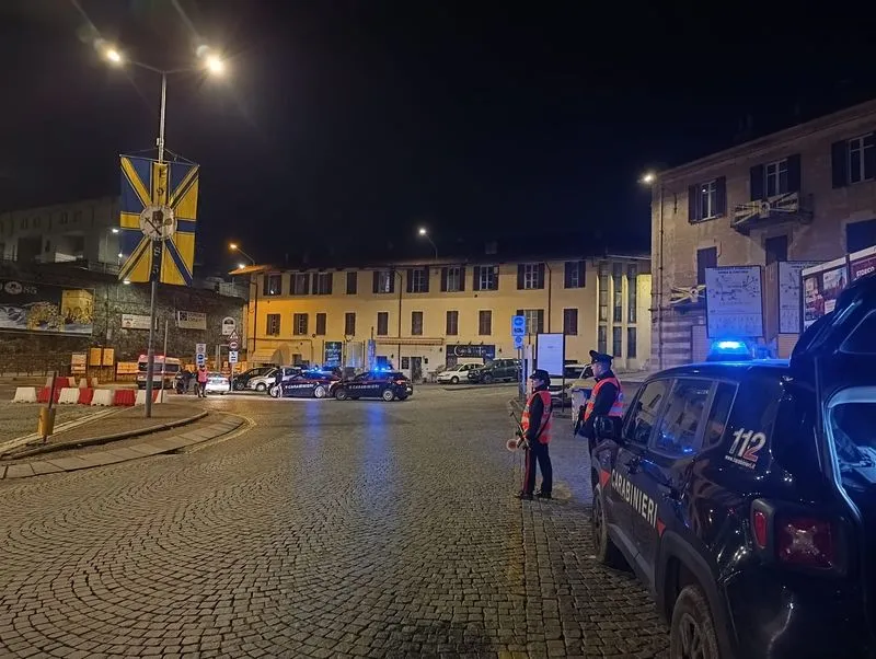 NICHELINO - Va al Carnevale di Ivrea con un tirapugni, 25enne denunciato dai carabinieri