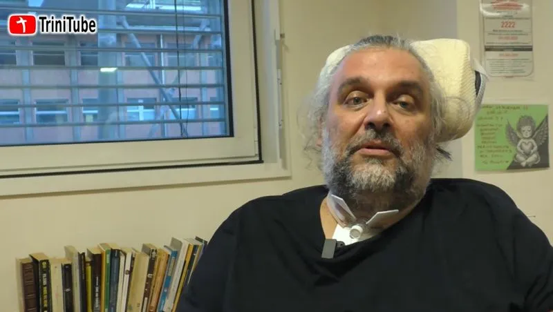 NICHELINO - Don Riccardo Robella compare in un video a tre mesi dal drammatico incidente - VIDEO