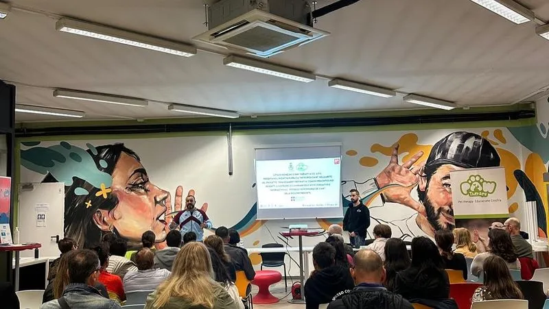 NICHELINO - Iniziati i seminari di educazione cinocivica per il progetto «MetropoliCane»