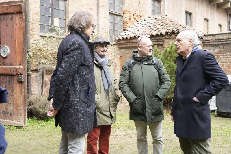 NICHELINO - Nuovo studentato a Stupinigi, sopralluogo del sindaco: «Ora rilanciamo il prolungamento della linea 4»