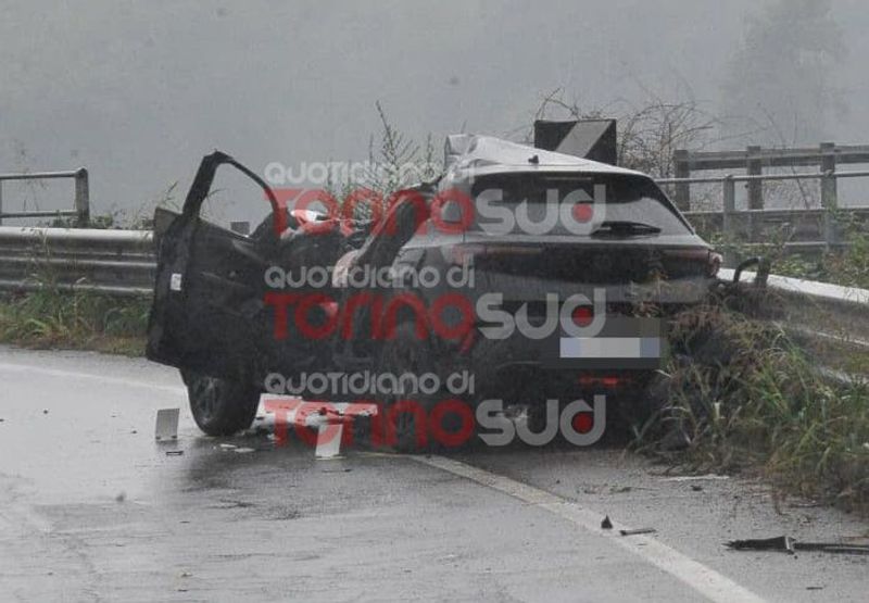 NICHELINO - Brutto incidente tra via Debouché e via Stupinigi: grave una ragazza di Moncalieri