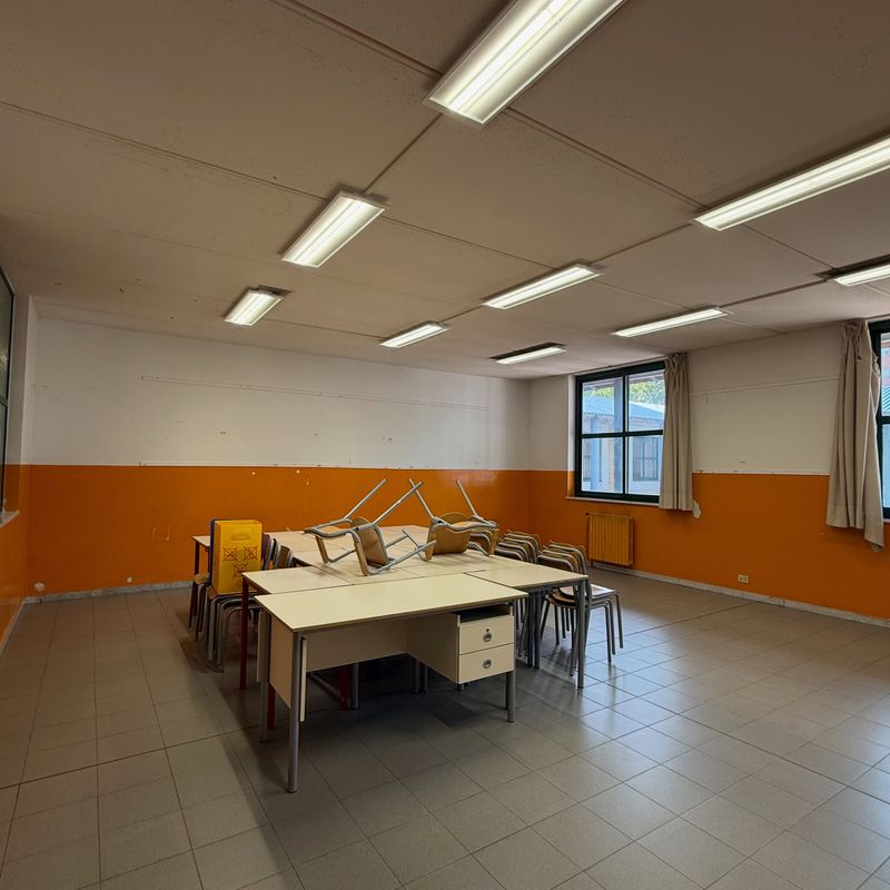 NICHELINO - Raffica di lavori per rendere le scuole più sicure - FOTO
