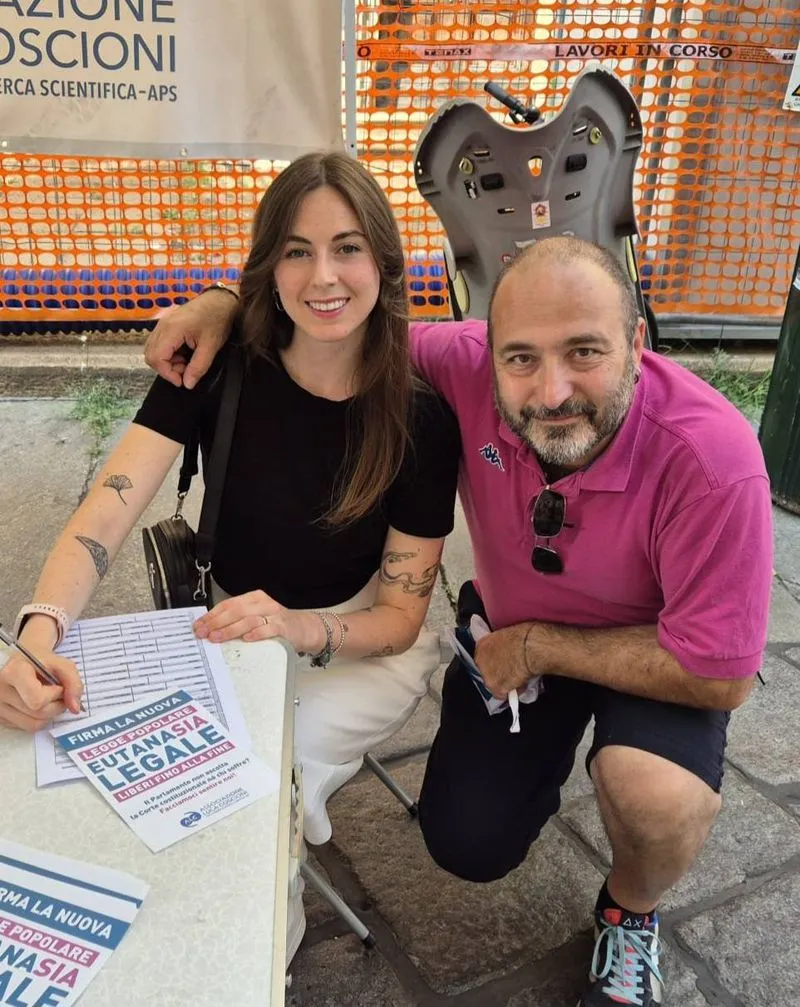 NICHELINO-MONCALIERI - Il sindaco Tolardo e l'assessora Borello firmano la proposta di legge per l'eutanasia legale - FOTO