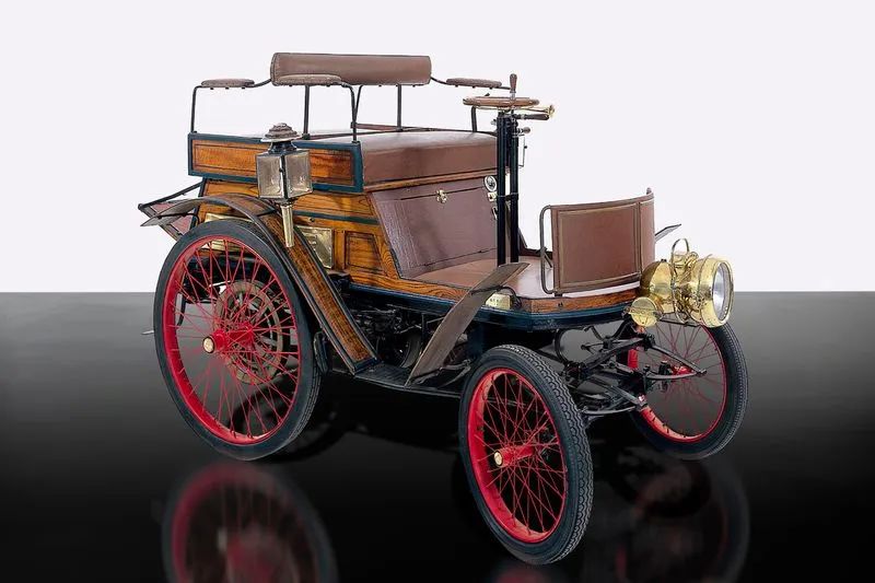 STUPINIGI - «Margherita. Un secolo di storia»: un programma diffuso per raccontare la regina più moderna d'Italia