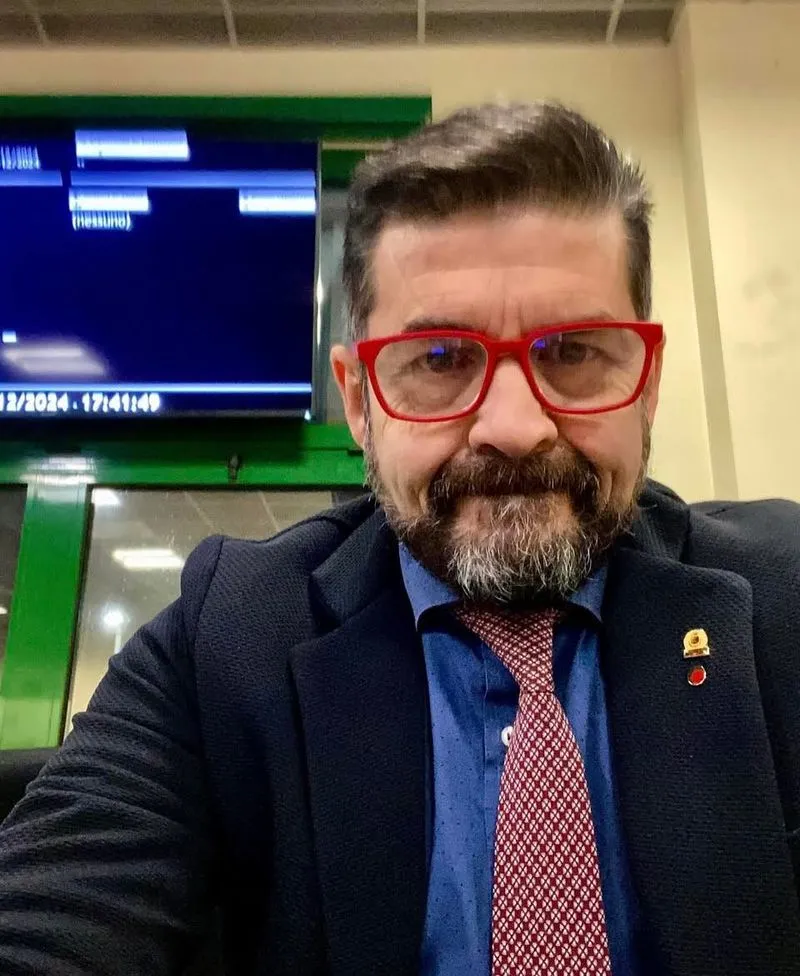 NICHELINO - Il figlio campione di karate accusato di maltrattamenti, si dimette il consigliere comunale Arlotti