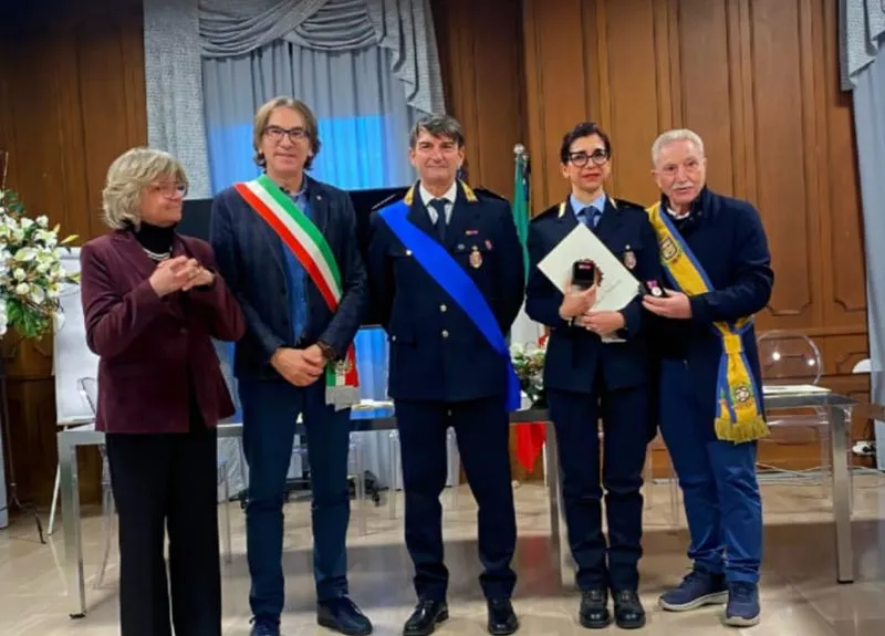 NICHELINO - Meno incidenti e 2500 automobilisti multati per il passaggio con il rosso: i numeri della polizia locale