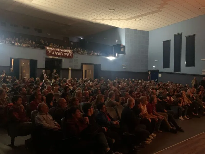 NICHELINO - Lo spettacolo sul «Grande Torino» regala emozioni al teatro Superga - FOTO