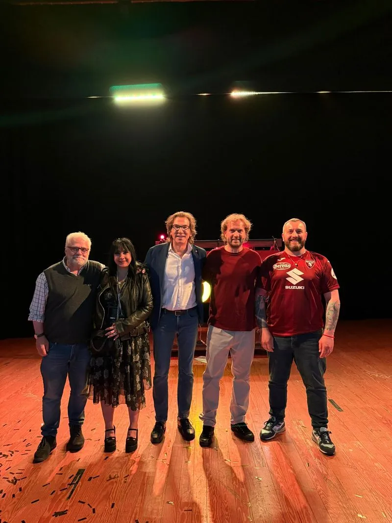 NICHELINO - Lo spettacolo sul «Grande Torino» regala emozioni al teatro Superga - FOTO