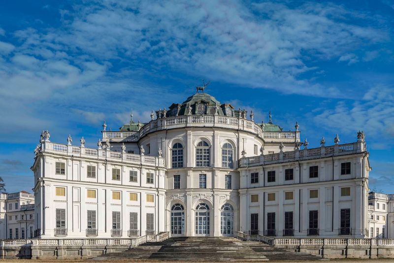NICHELINO - Agosto alla Palazzina di Caccia di Stupinigi tra stelle, storia e miti