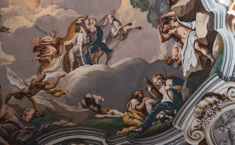 NICHELINO - A Stupinigi Diana & Co: una visita speciale per famiglie tra miti, dèi e leggende
