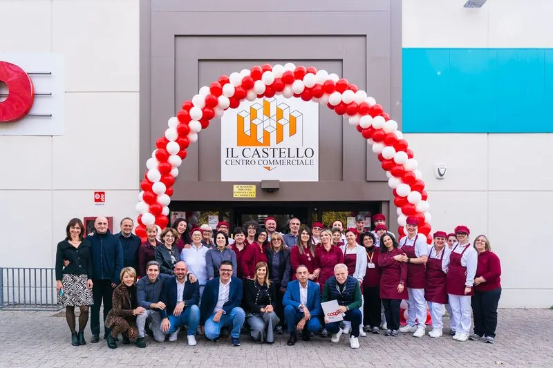 NICHELINO - Riapre il supermercato Coop: nuovo look e più servizi per una ristrutturazione da 1,4 milioni di euro - FOTO
