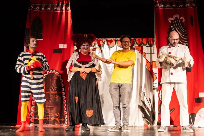 NICHELINO - Alice non è una favola (solo) per bambini al Teatro Superga