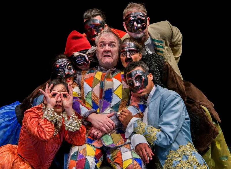 NICHELINO - «Arlecchino?» con Andrea Pennacchi al Teatro Superga