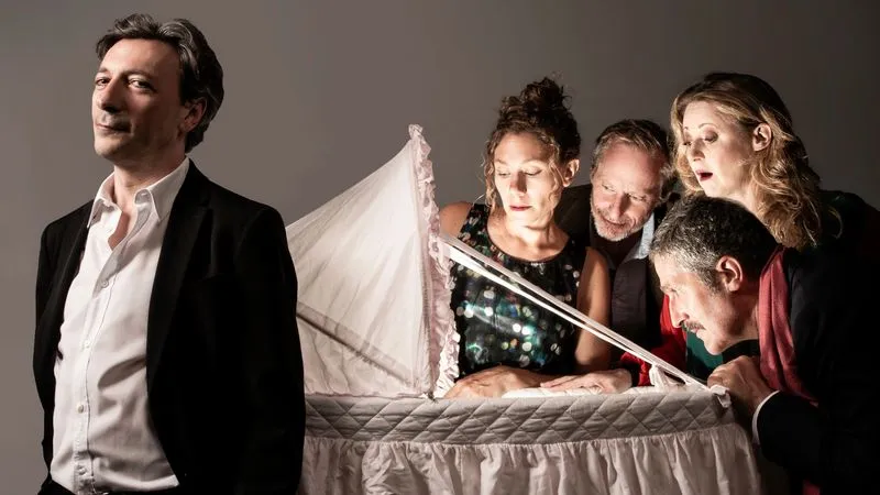 NICHELINO - Le Prénom: la brillante commedia che ritrae una generazione allo sbando