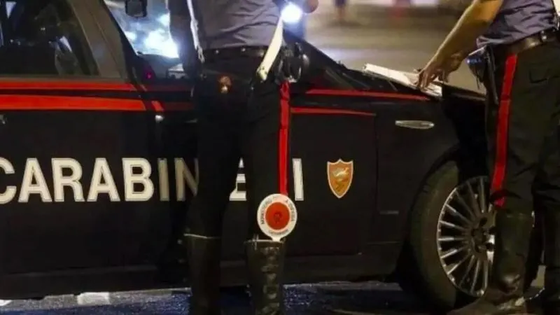 NICHELINO - Via Mattei trasformata in una pista per gare di moto clandestine, cittadini preoccupati: parte l'esposto