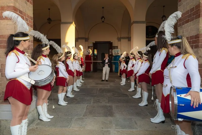 ORBASSANO - Inaugurata la mostra sui 70 anni di Olimpiadi invernali - FOTO