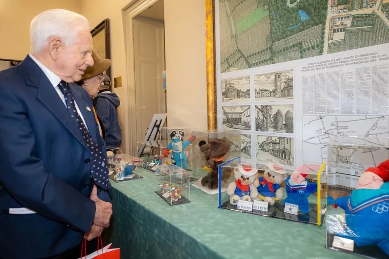 ORBASSANO - Inaugurata la mostra sui 70 anni di Olimpiadi invernali - FOTO