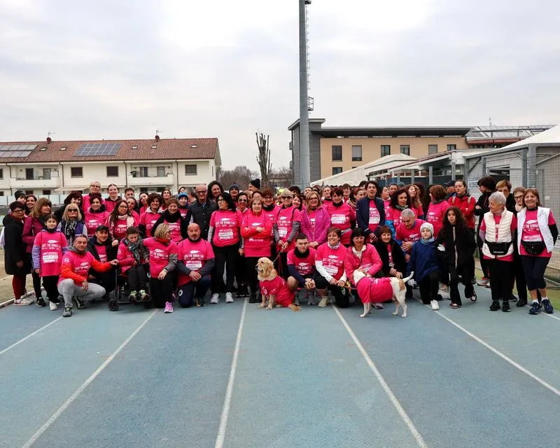 TORINO SUD - A centinaia in marcia per la cinque chilometri benefica di «Just the Woman I'am» - FOTO