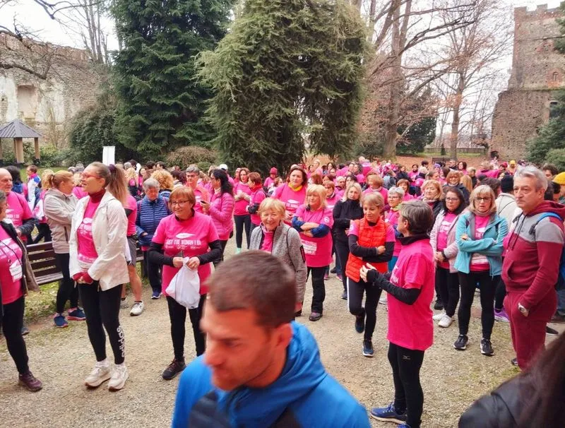 TORINO SUD - A centinaia in marcia per la cinque chilometri benefica di «Just the Woman I'am» - FOTO