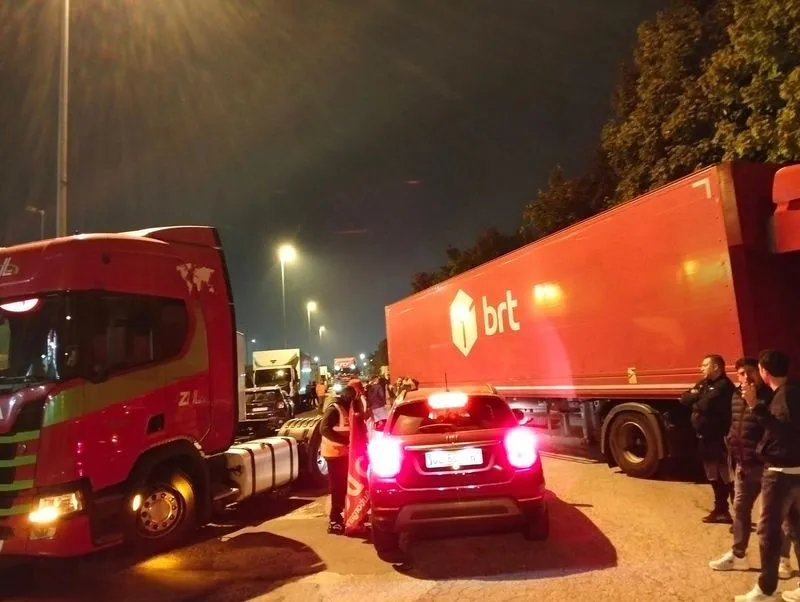 ORBASSANO - Lavoratori della filiera Brt e Cobas in sciopero al sito Interporto - FOTO