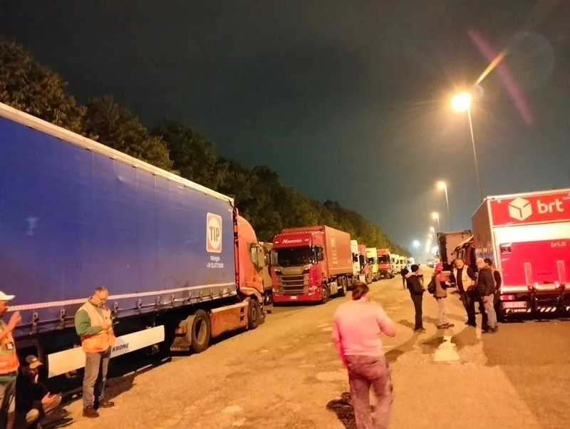 ORBASSANO - Lavoratori della filiera Brt e Cobas in sciopero al sito Interporto - FOTO