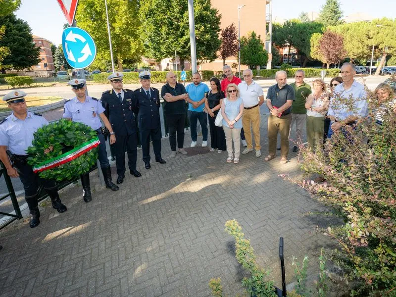 ORBASSANO - Ricordato Valter Mollo, agente di polizia locale tragicamente morto in servizio - FOTO