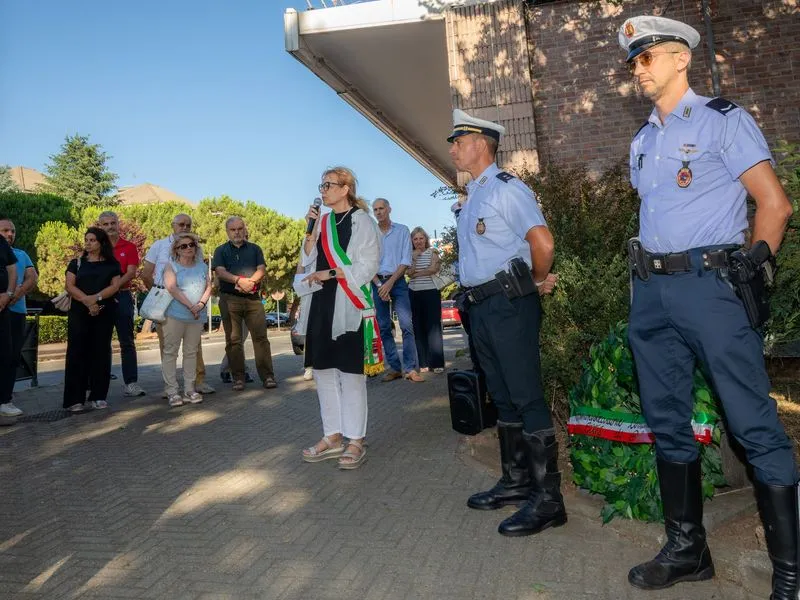 ORBASSANO - Ricordato Valter Mollo, agente di polizia locale tragicamente morto in servizio - FOTO