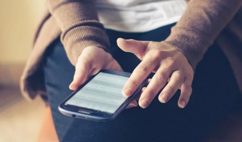 ORBASSANO - Smartphone come droga: il caso del quindicenne in crisi d’astinenza
