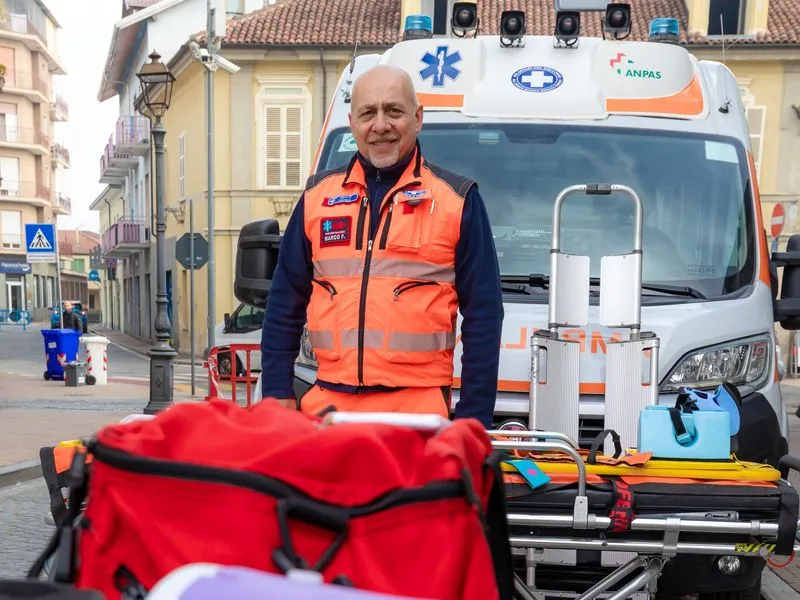 ORBASSANO - Più di mille ragazzi e ragazze delle scuole in piazza per «Evviva!» - FOTO
