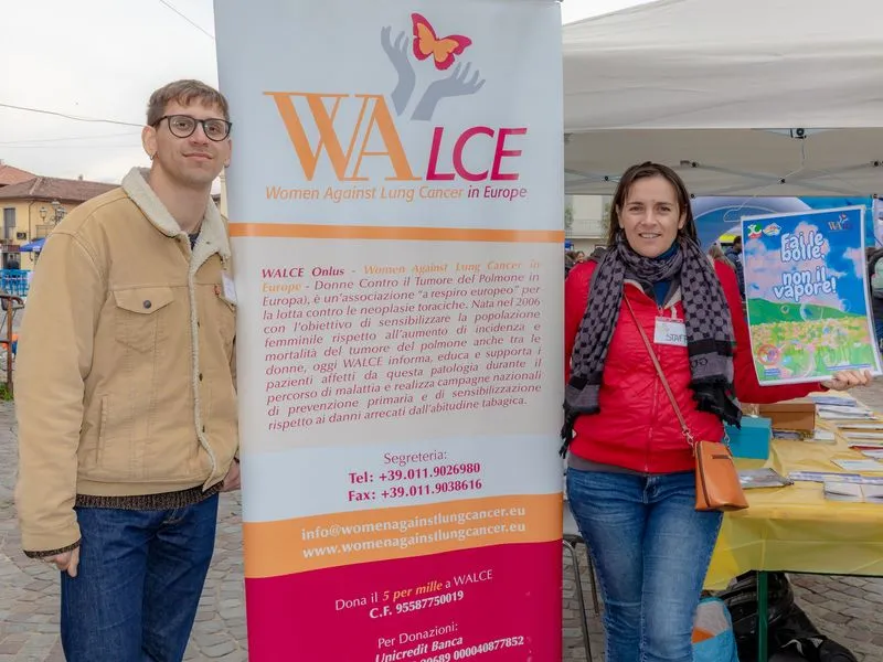 ORBASSANO - Più di mille ragazzi e ragazze delle scuole in piazza per «Evviva!» - FOTO