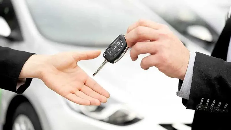 TORINO - La società di noleggio auto finisce in liquidazione: dramma per centinaia di automobilisti