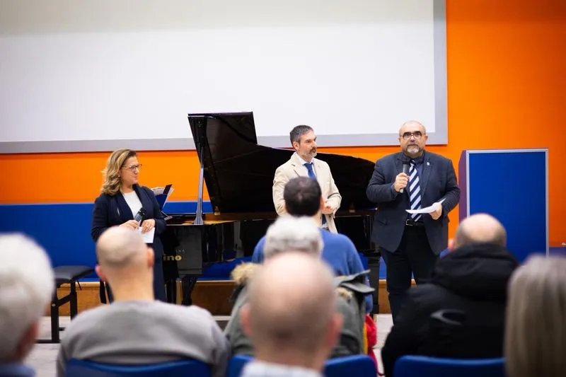 ORBASSANO - Applausi per il concerto del pianista Fulvio Raduano all'ospedale San Luigi - FOTO
