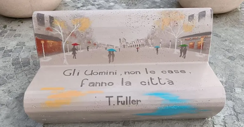 ORBASSANO - Completata la realizzazione della panchina artistica in piazza Umberto I - FOTO