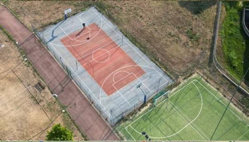 ORBASSANO - Riqualificata la piastra multisport della scuola dedicata a Davide Messinese - FOTO