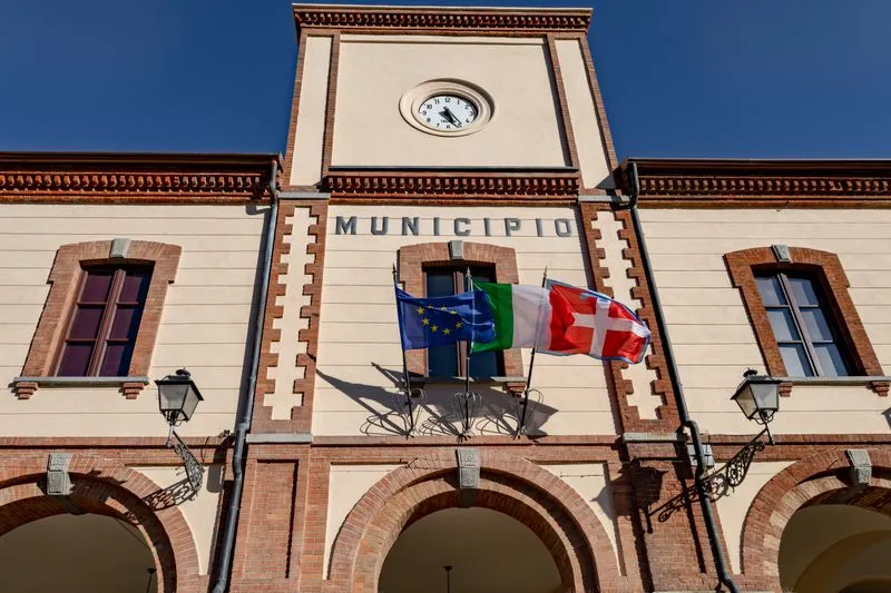 ORBASSANO - Salario minimo negli appalti comunali, la maggioranza boccia la mozione di Pd e Cinquestelle