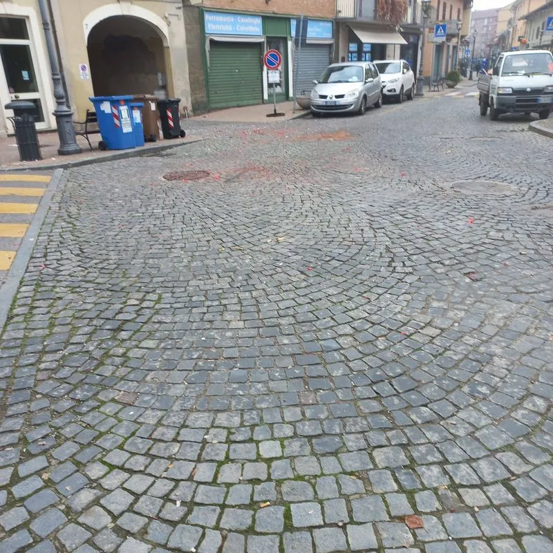 ORBASSANO - Vandali scatenati a Capodanno, la sindaca: «Gesti idioti, pronti a denunciare gli autori» - FOTO