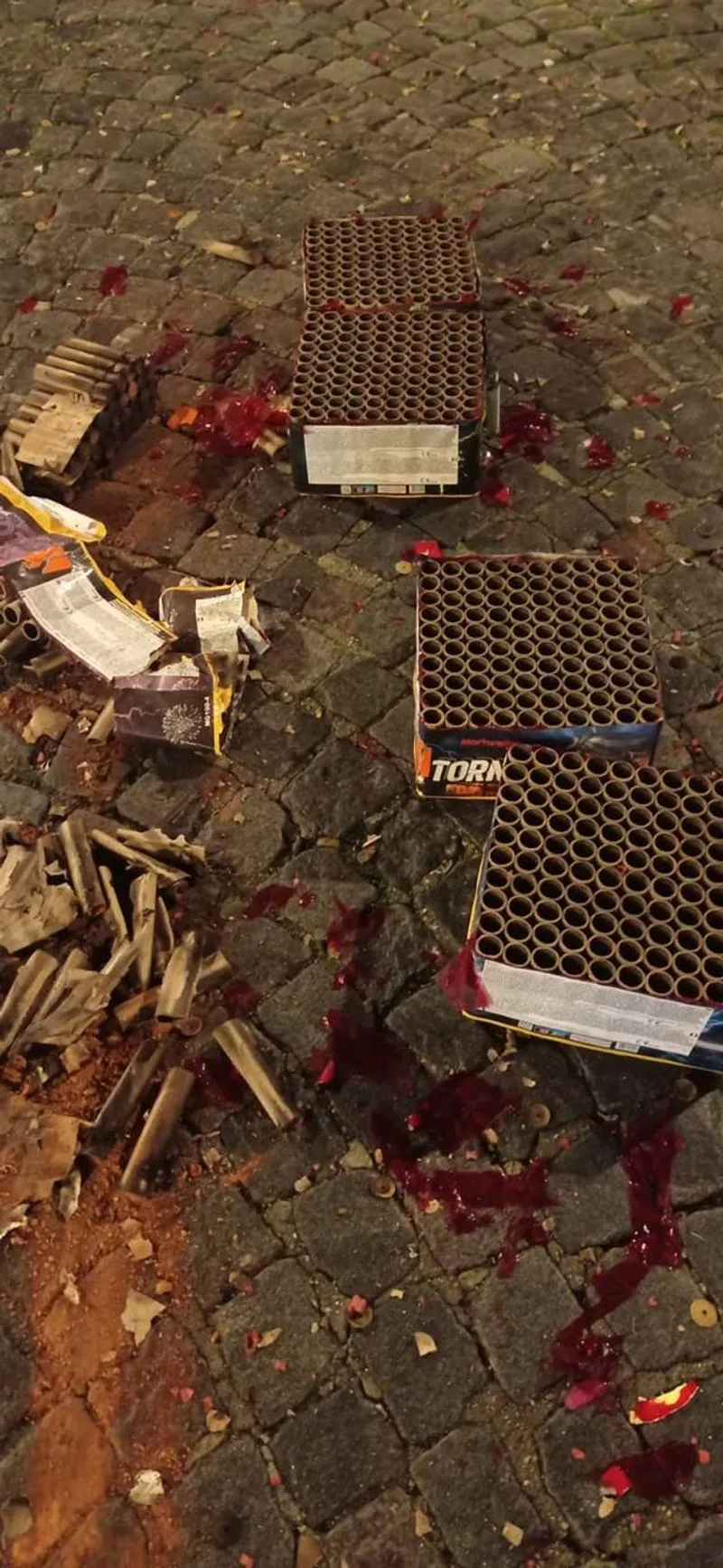 ORBASSANO - Vandali scatenati a Capodanno, la sindaca: «Gesti idioti, pronti a denunciare gli autori» - FOTO